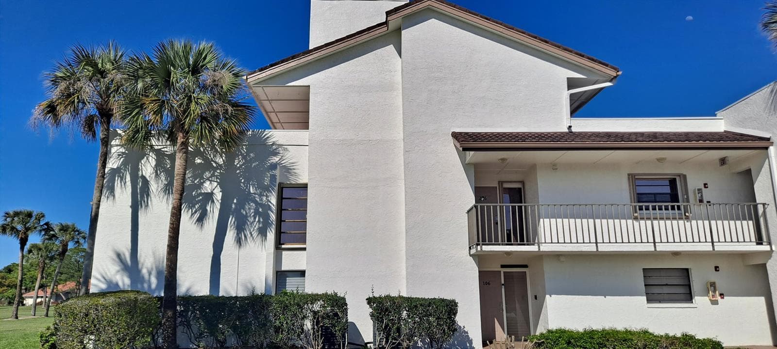 3500 Twin Lakes Terrace # 206, Fort Pierce FL 34951 photo 2