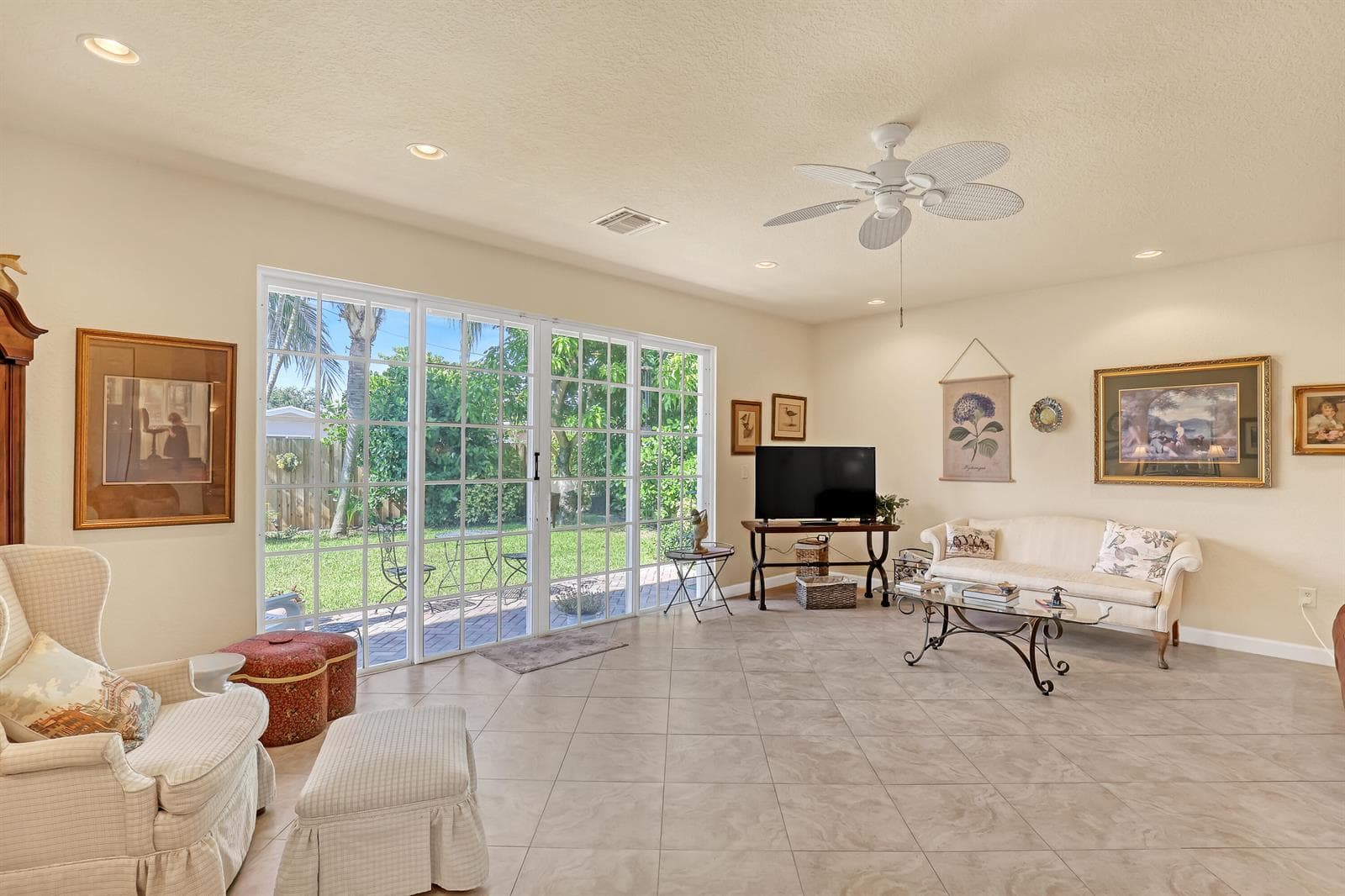 2560 NE 11th Street, Pompano Beach FL 33062 photo 4