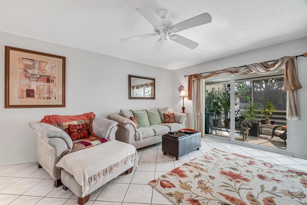 12022 W Greenway Drive # 204, Royal Palm Beach FL 33411 photo 3