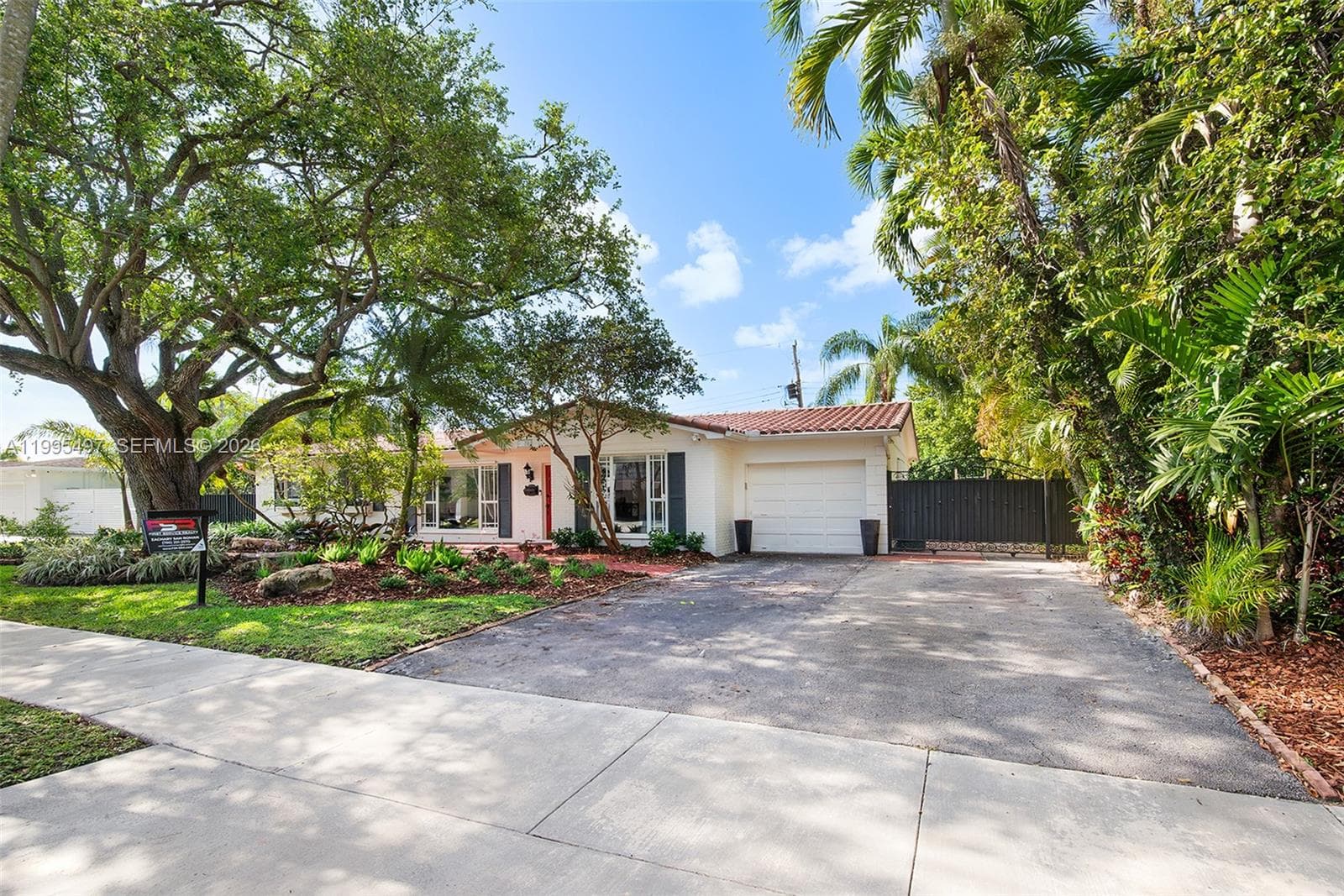 9370 SW 82nd St, Miami FL 33173 photo 3