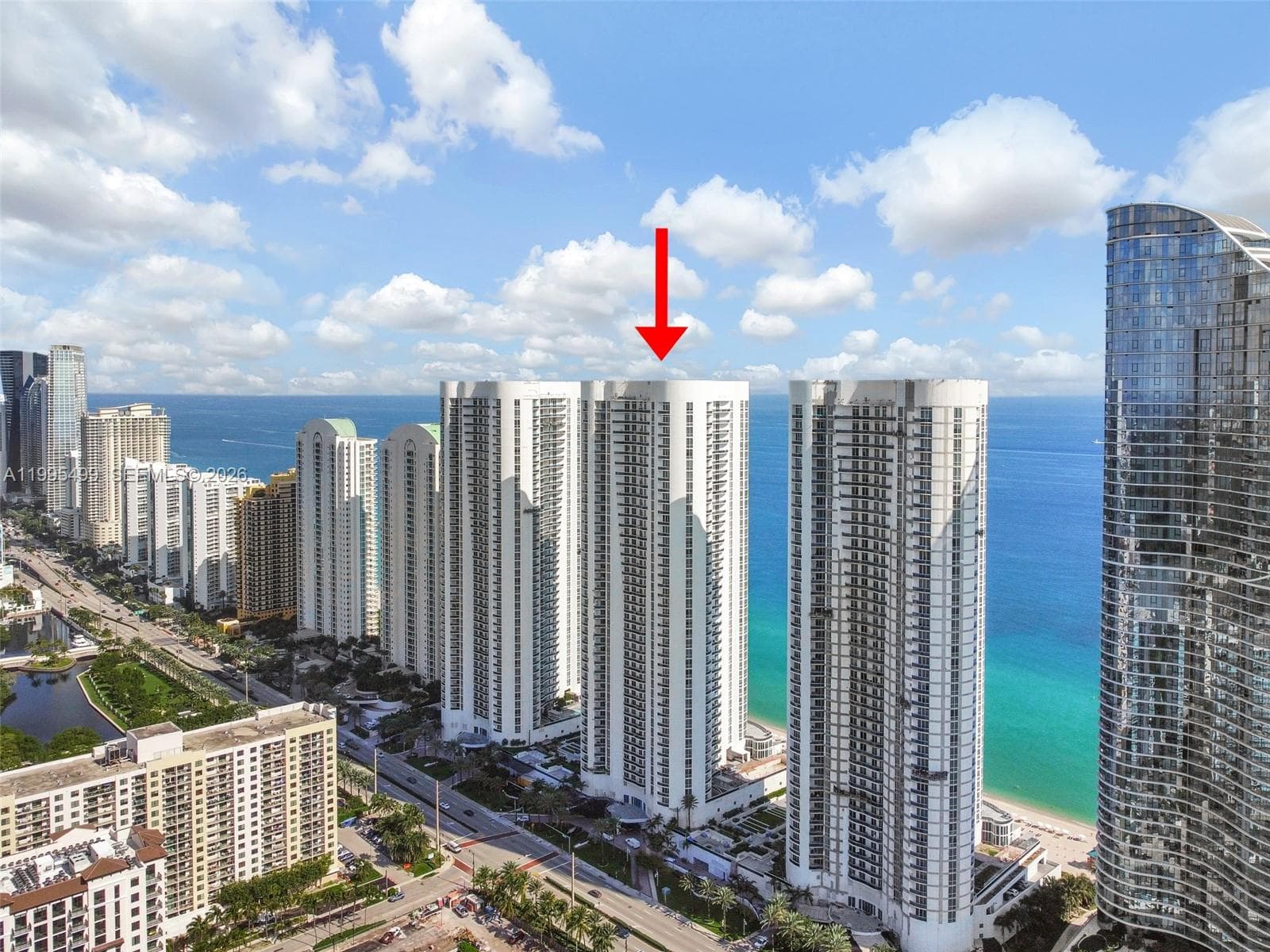 15901 Collins Ave # 2405, Sunny Isles Beach, FL 33160 photo 2