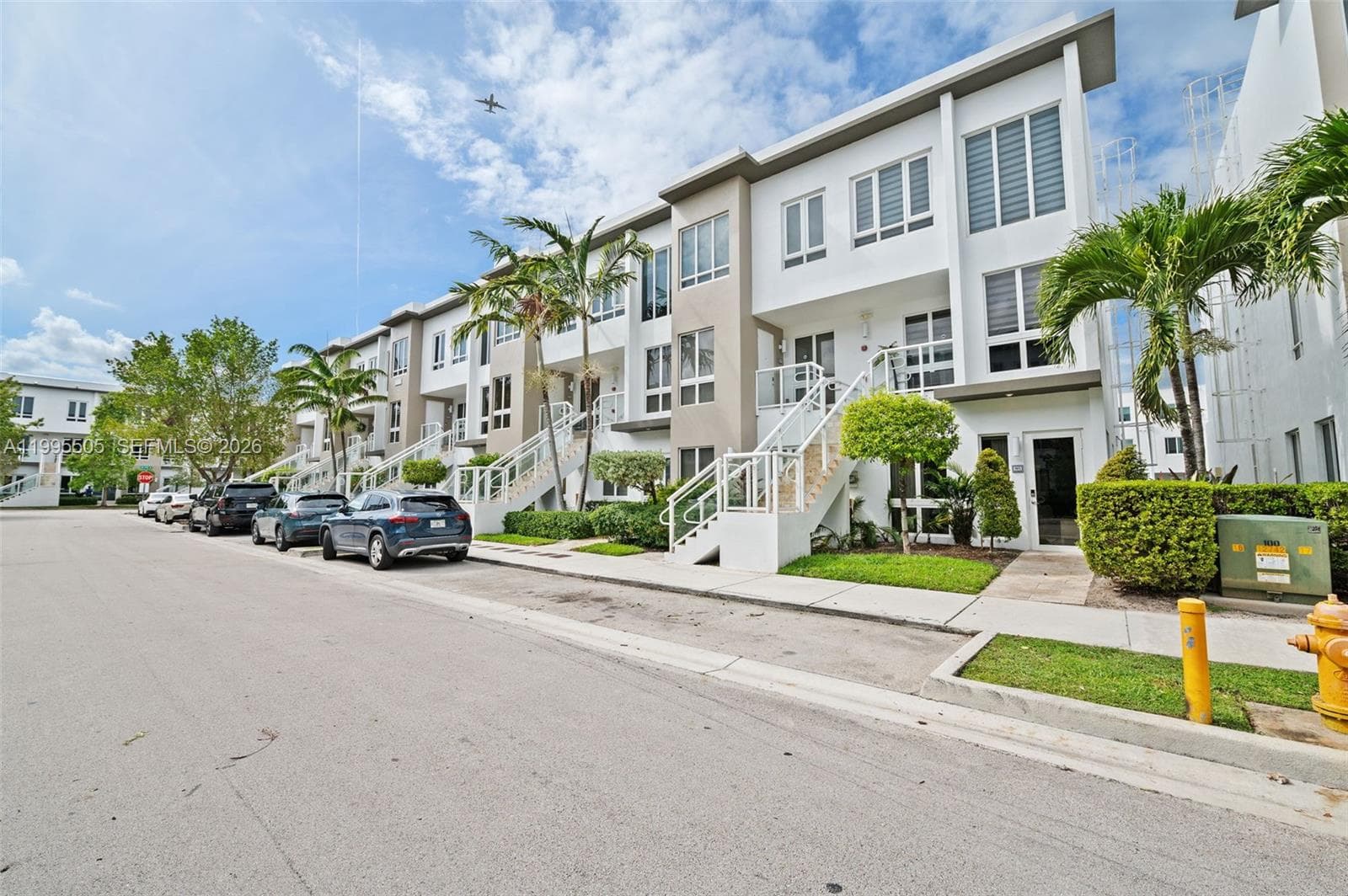 10305 NW 63rd Ter # 105, Doral FL 33178 photo 2