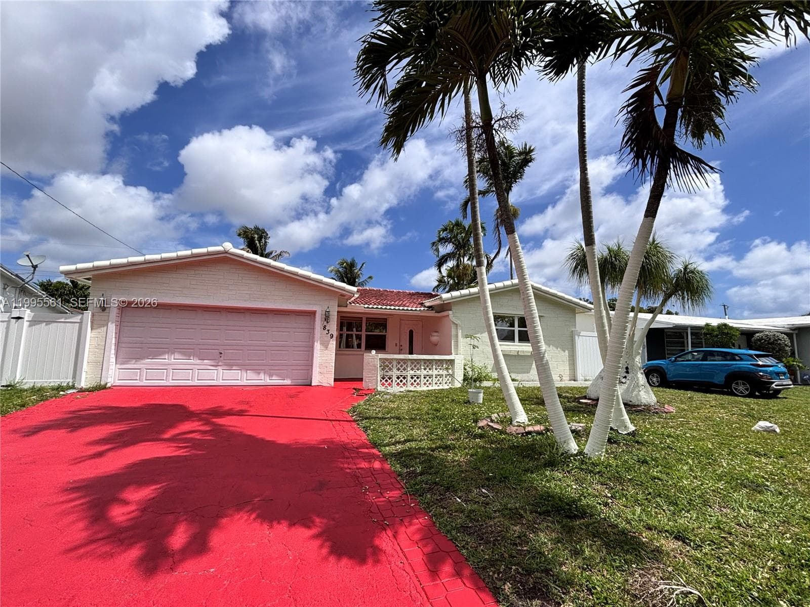 839 S Highland Dr # Right, Hollywood FL 33021 photo 2
