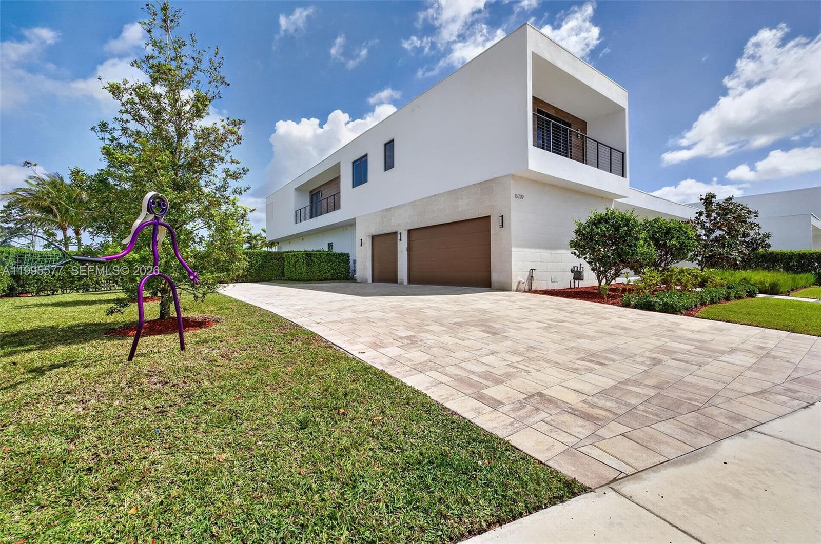 16709 Botaniko Drive North, Weston FL 33326 photo 2