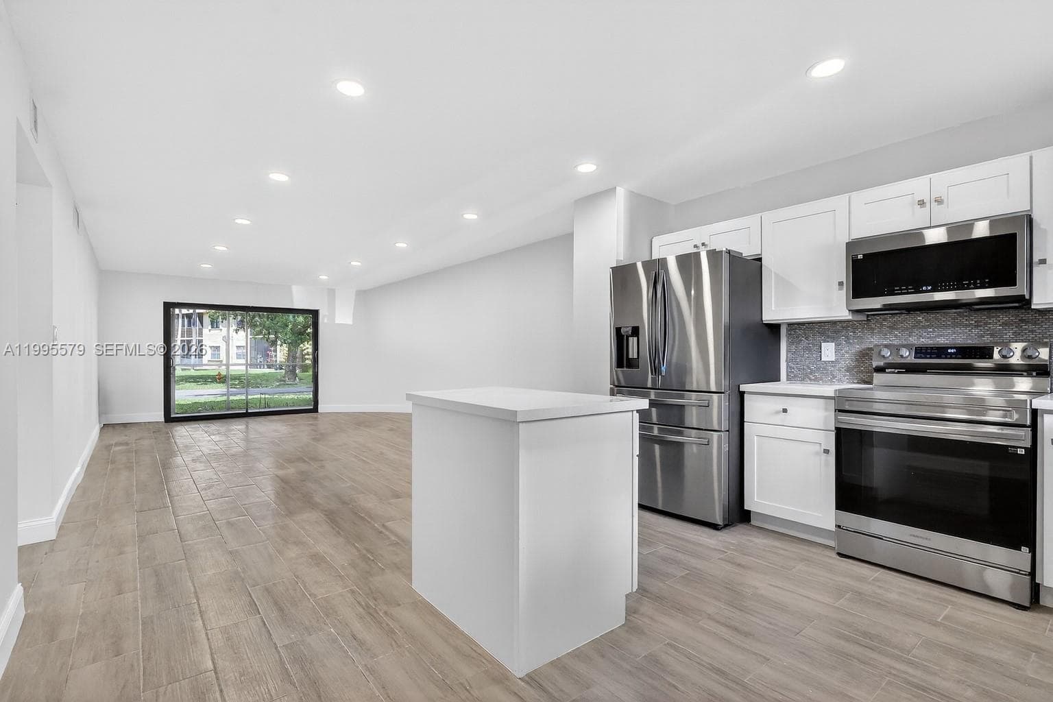 275 Gate Rd # 104, Hollywood FL 33024 photo 2