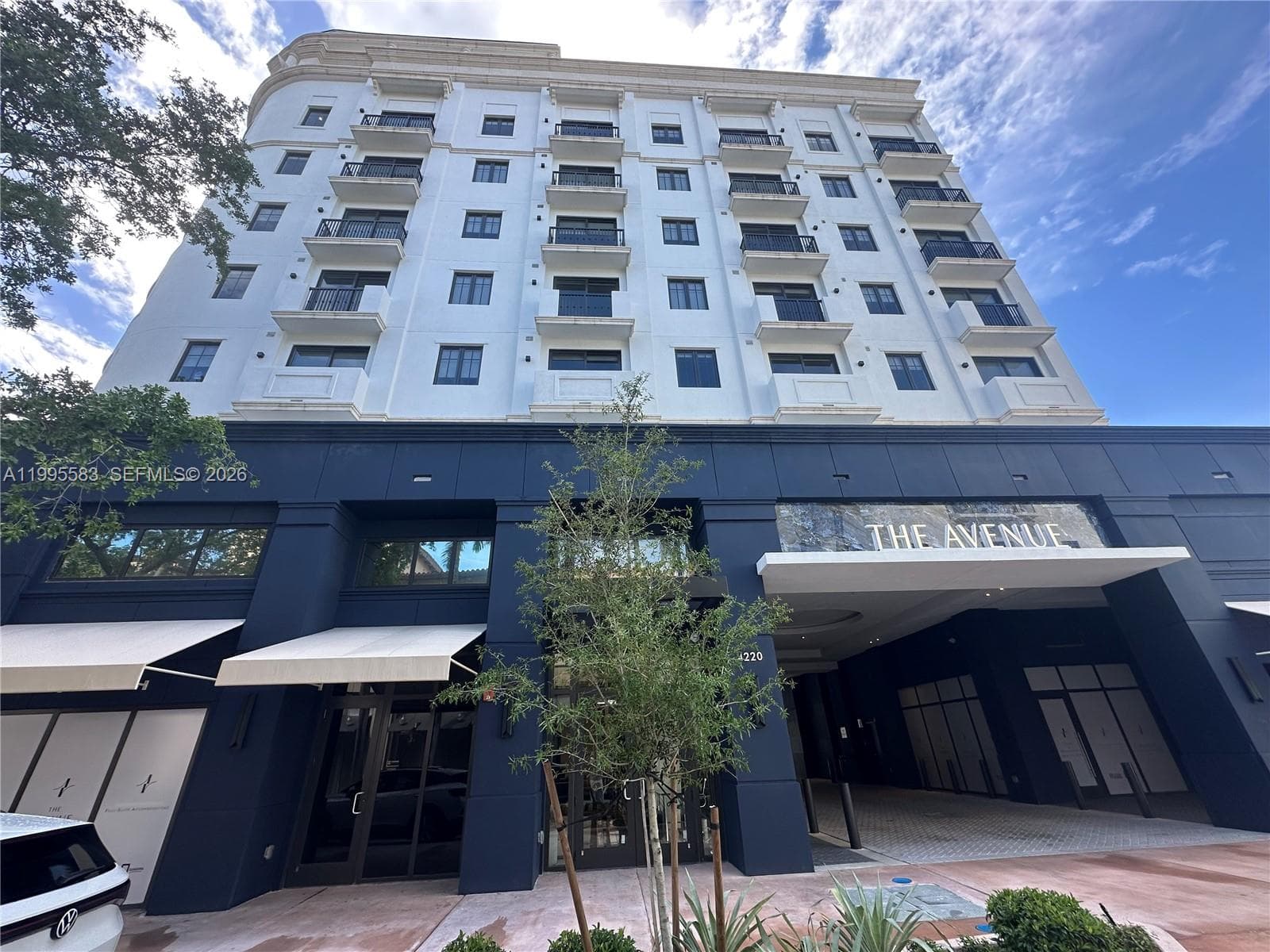 4220 Laguna St # 308, Coral Gables FL 33146