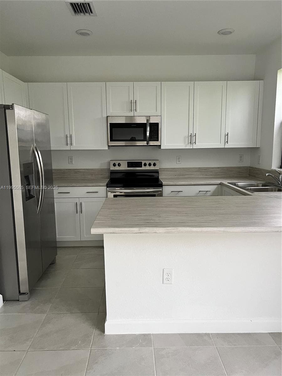 10030 SW 228th Ter, Miami FL 33190 photo 5