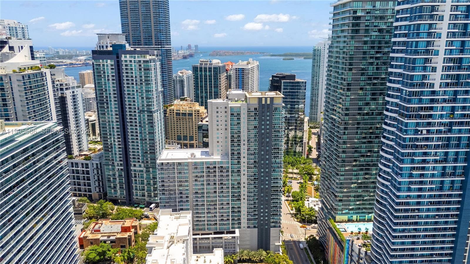 1250 S Miami Ave # 3506, Miami FL 33130 photo 4