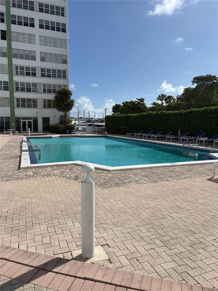 2150 Sans Souci Blvd # B1605, North Miami FL 33181 photo 3