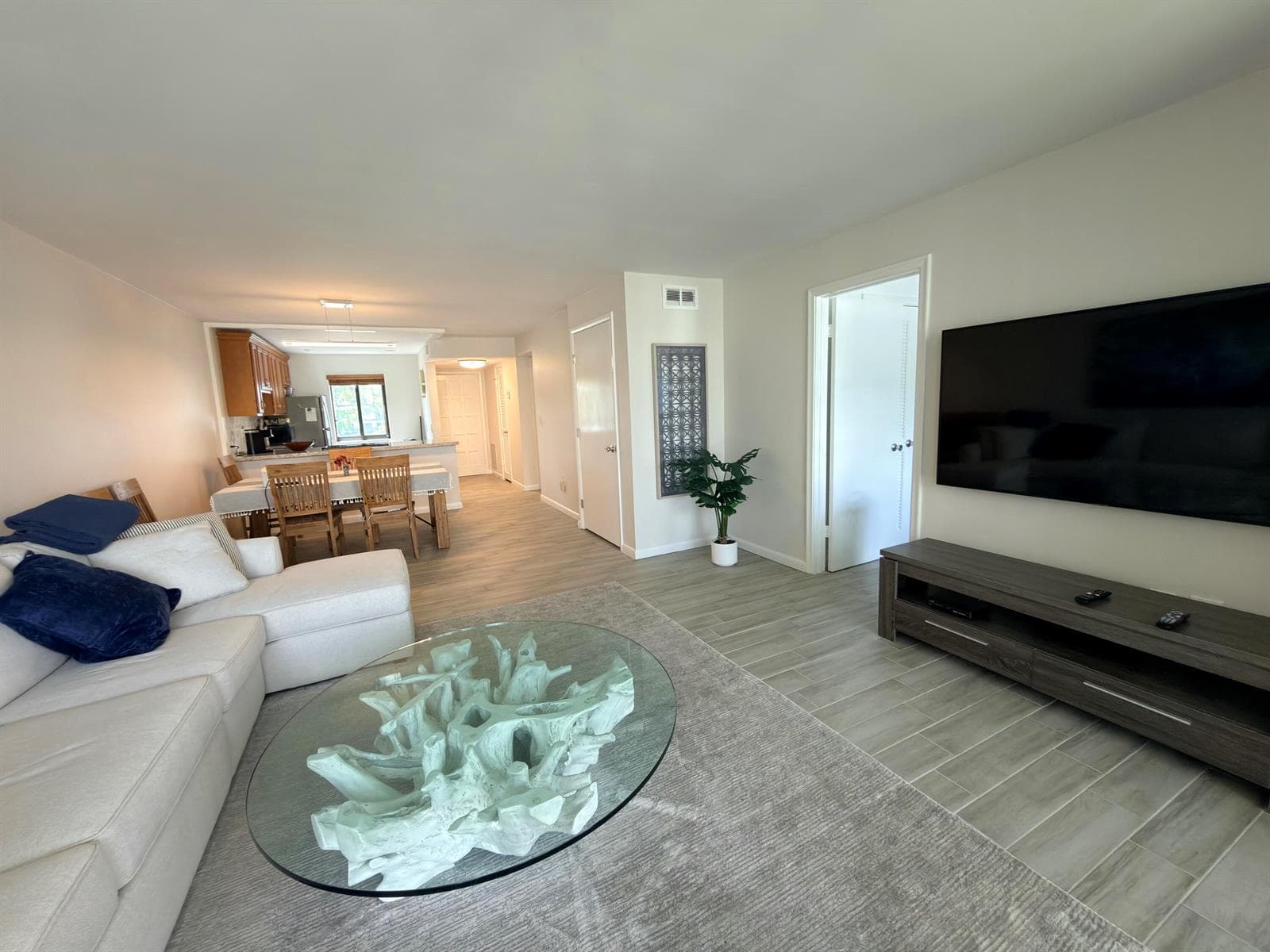 4242 Deste Court # 208, Lake Worth FL 33467 photo 3