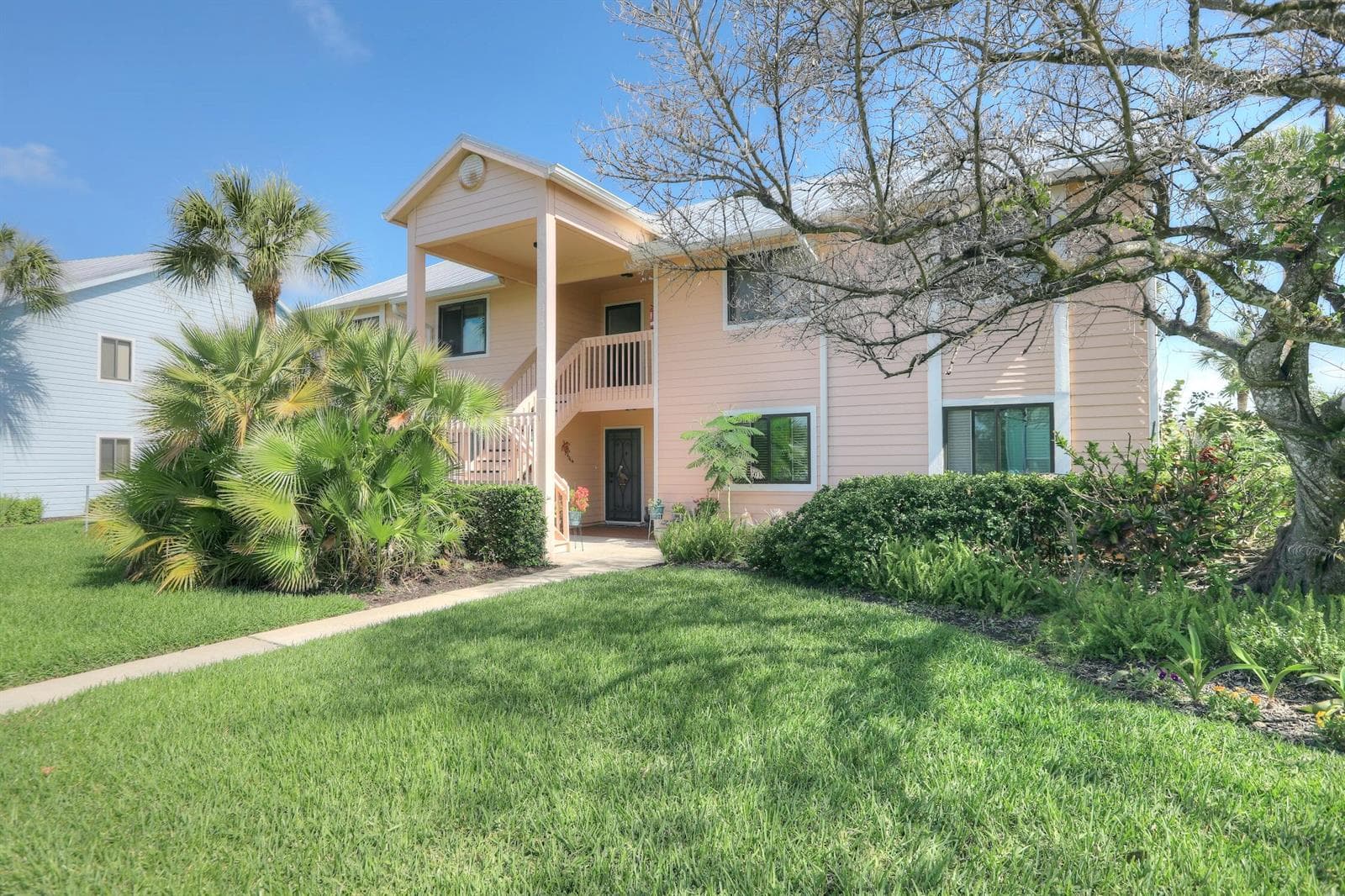 5720 Pelican Pointe Drive # 3, Sebastian, FL 32958 photo 2