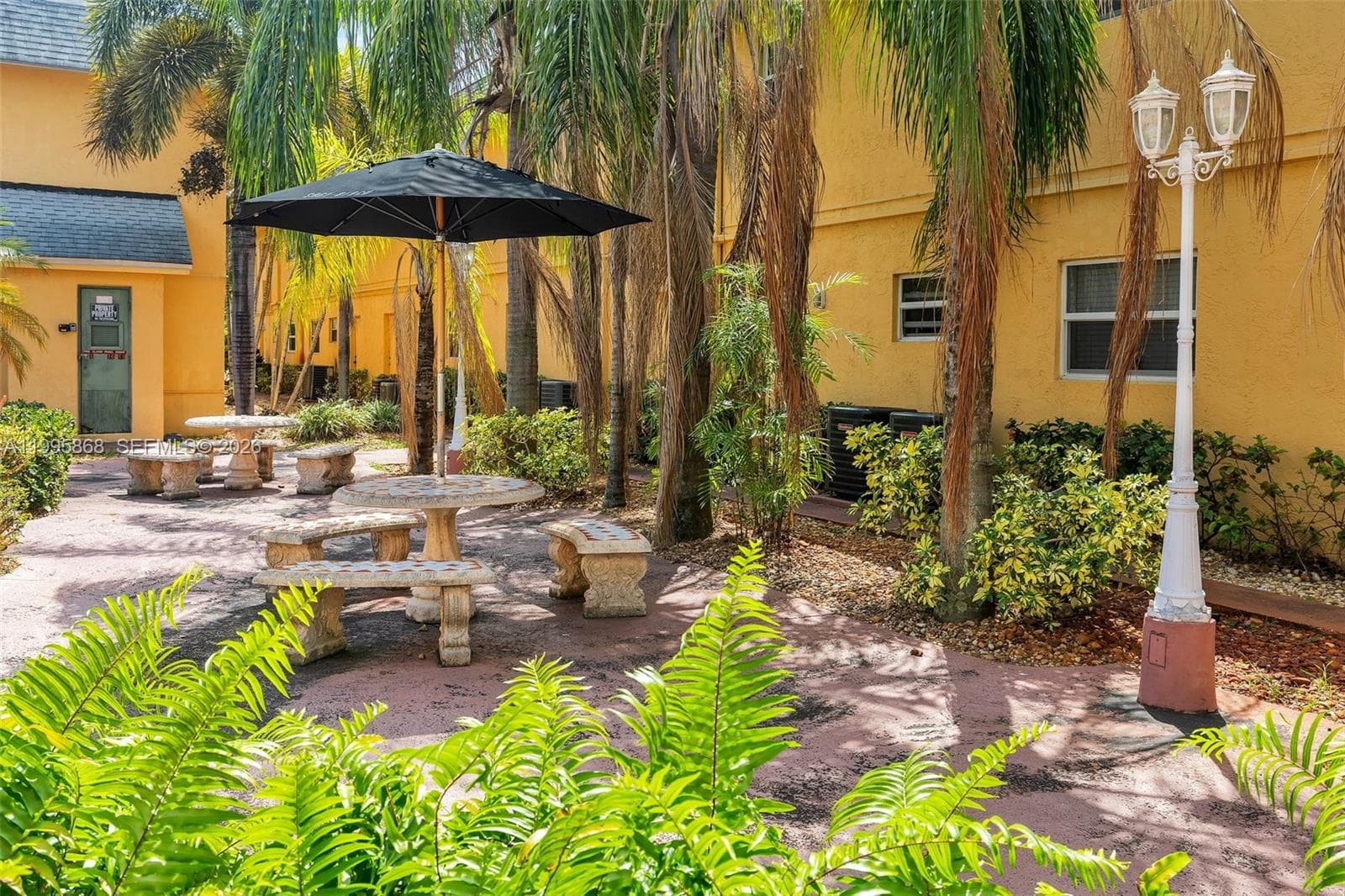 4061 N Dixie Hwy # 29, Oakland Park FL 33334 photo 2
