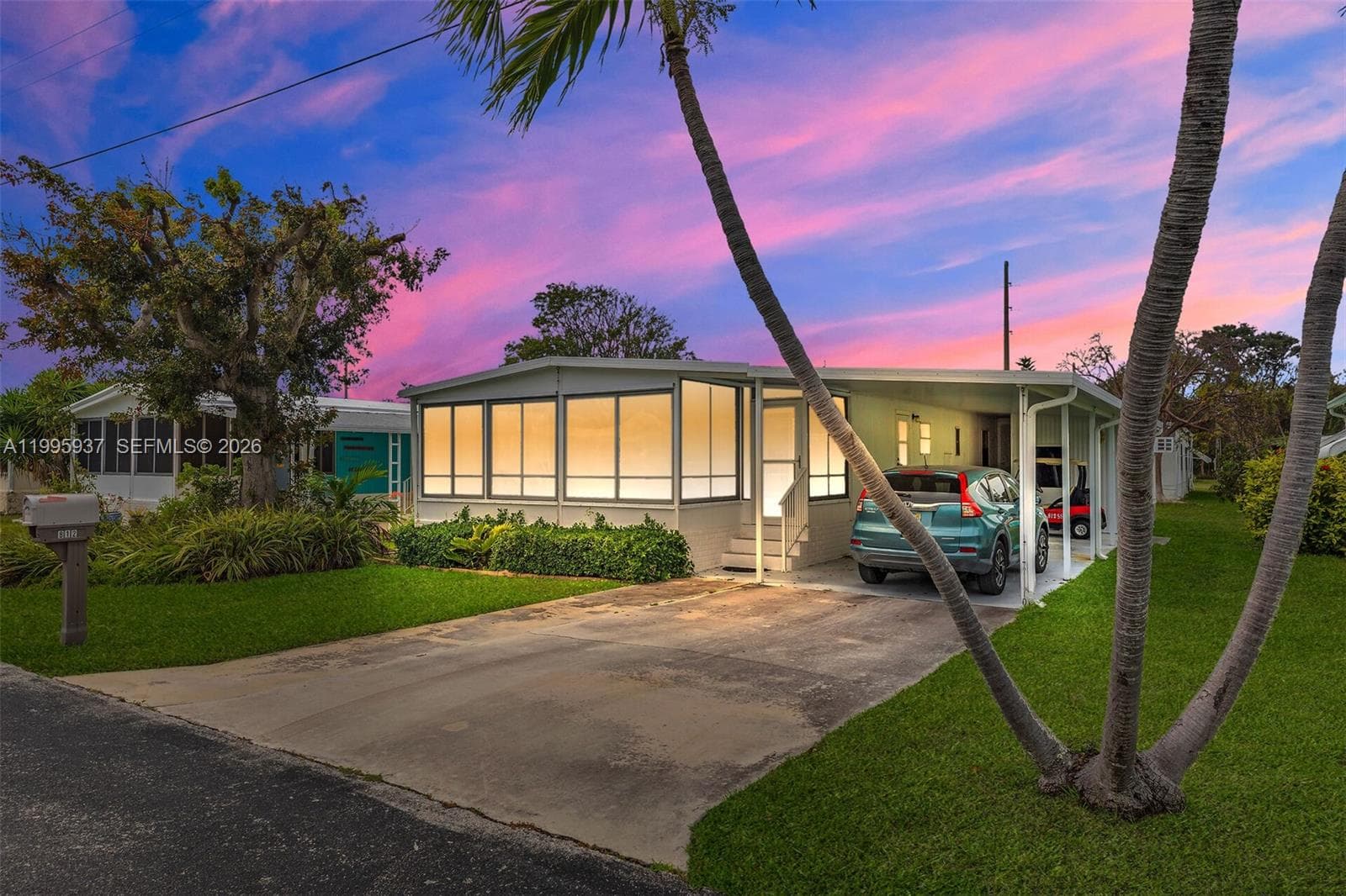 812 S Silver Cir, Key Largo FL 33037 photo 2