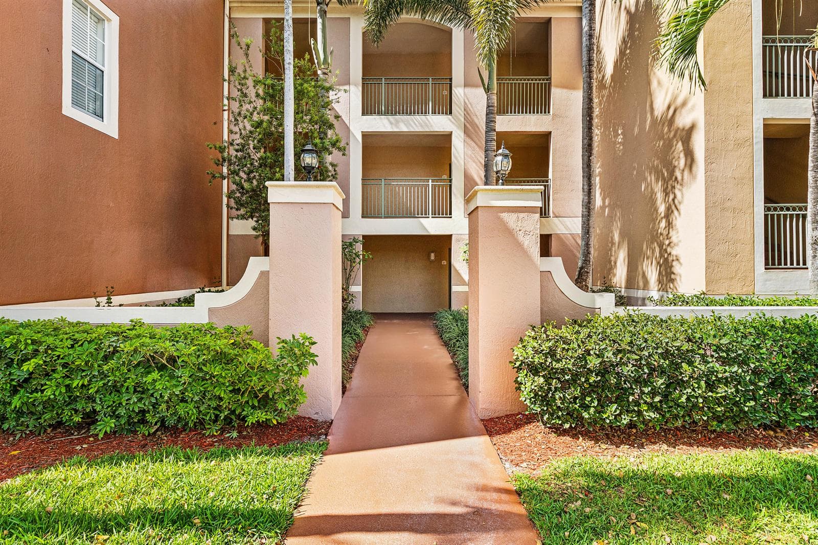 11770 St Andrews Place # 304, Wellington FL 33414 photo 5
