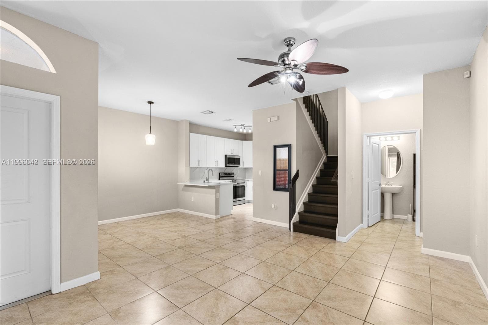3540 NW 30th Pl, Lauderdale Lakes FL 33311 photo 2