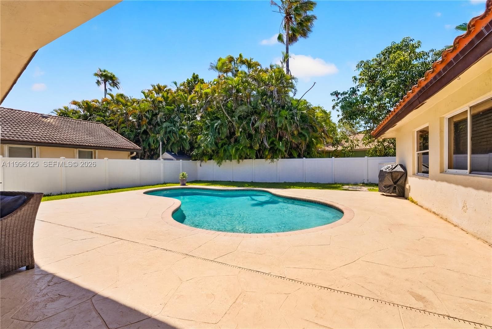 9836 NW 48th Ct, Coral Springs FL 33076 photo 2