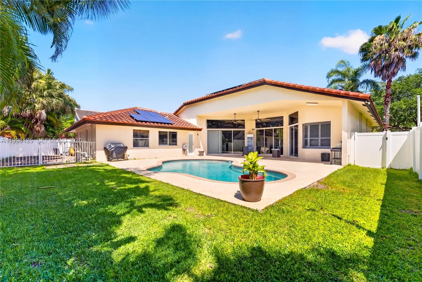 9836 NW 48th Ct, Coral Springs FL 33076 photo 3
