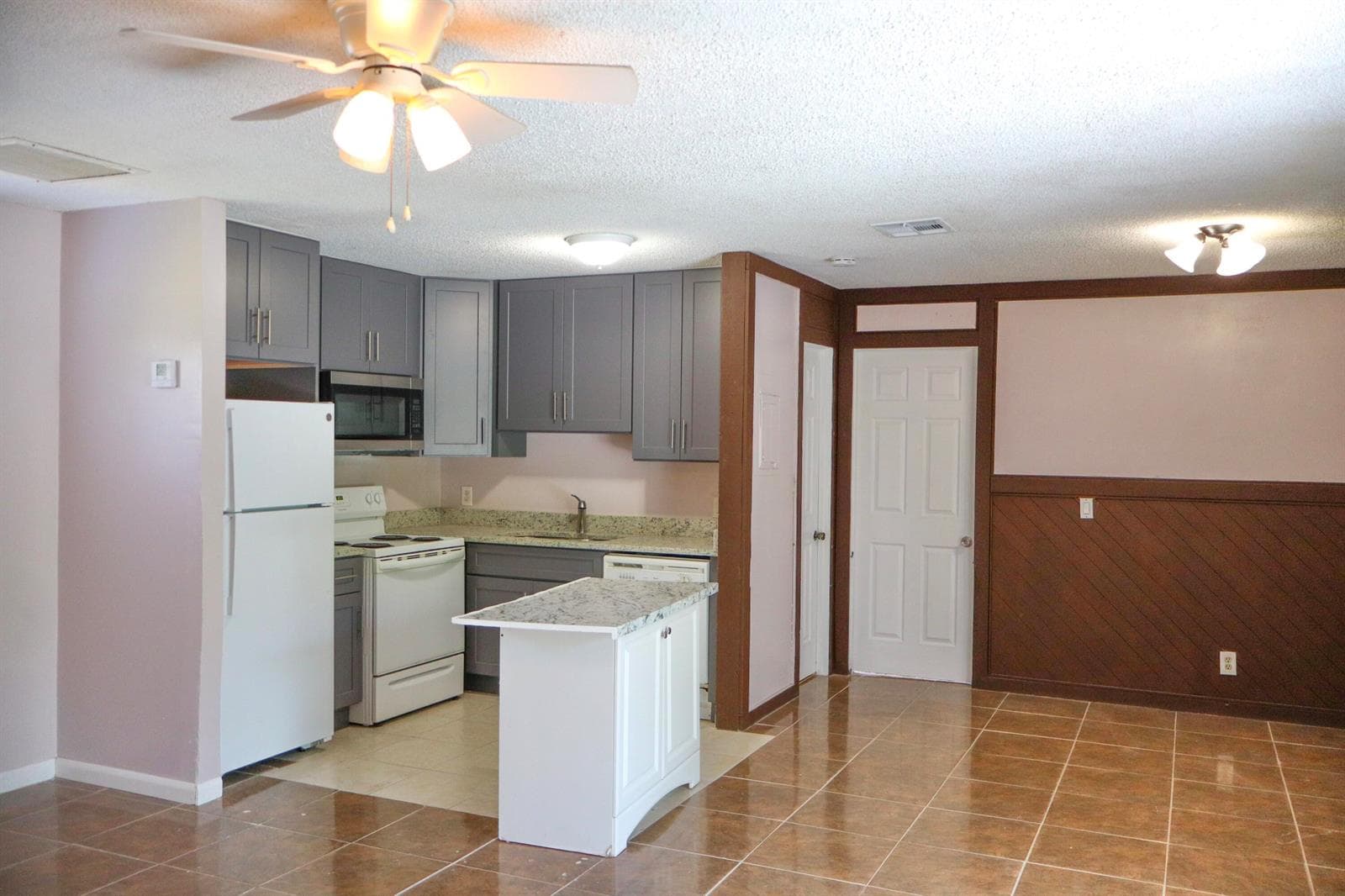 34 Crossings Circle # F, Boynton Beach FL 33435 photo 2