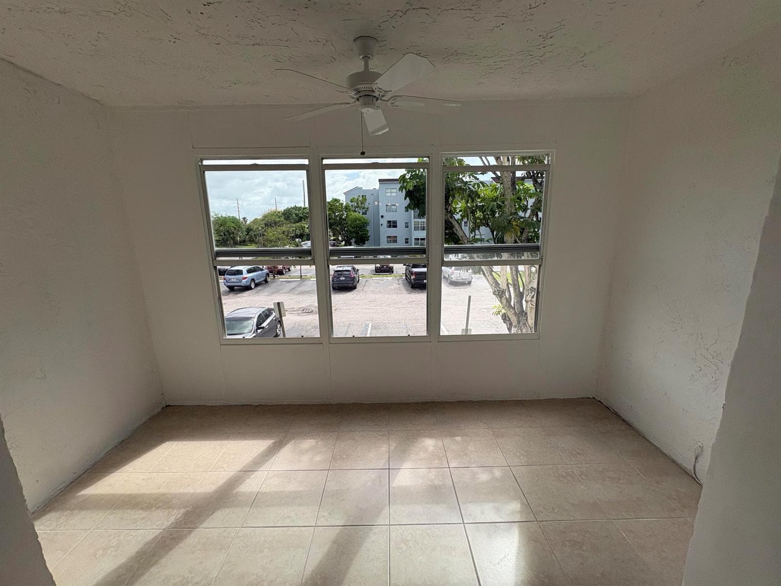 2850 Somerset Drive # 208l, Lauderdale Lakes FL 33311 photo 4