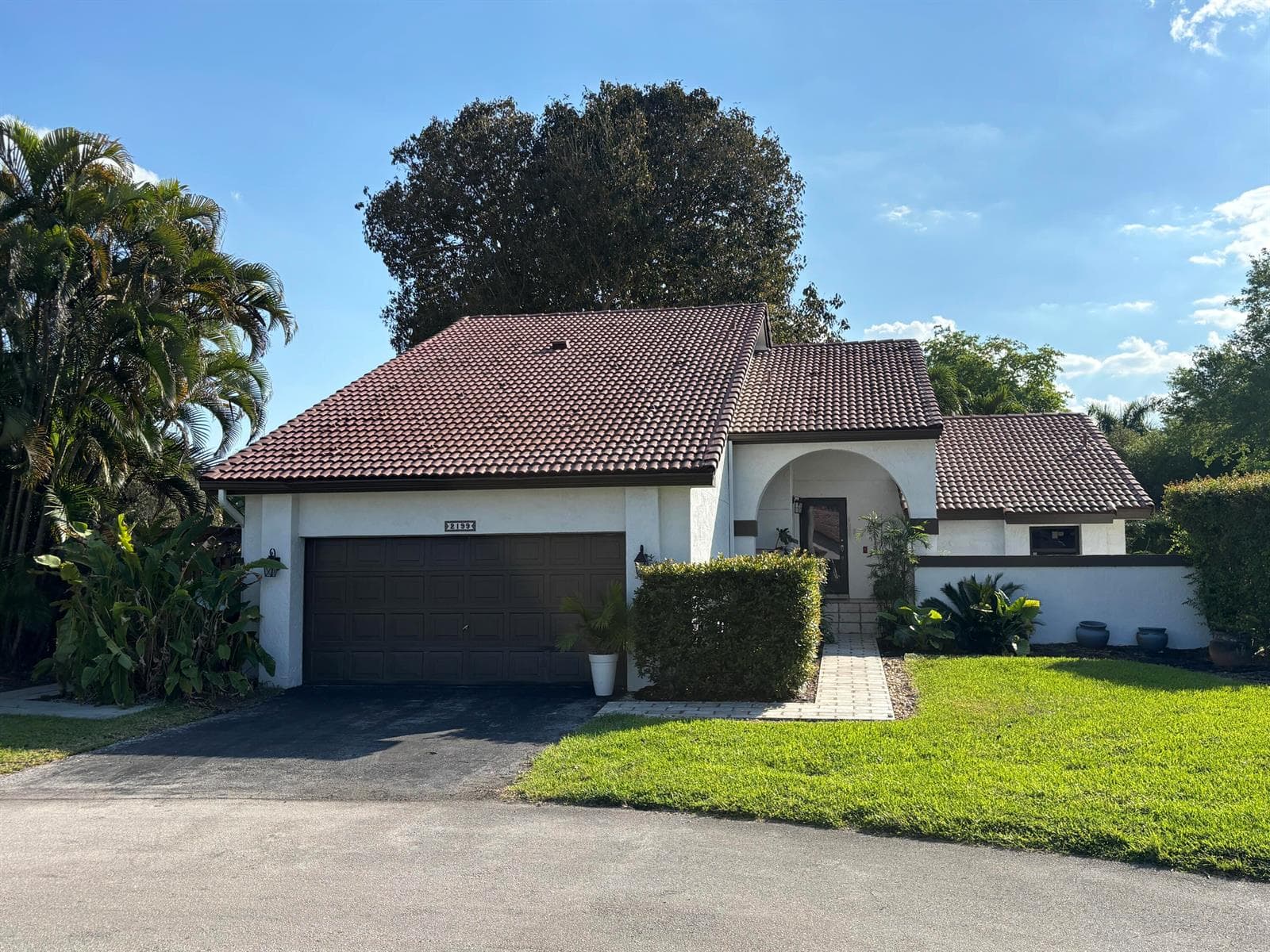 2199 Charleston, Weston FL 33326 photo 2