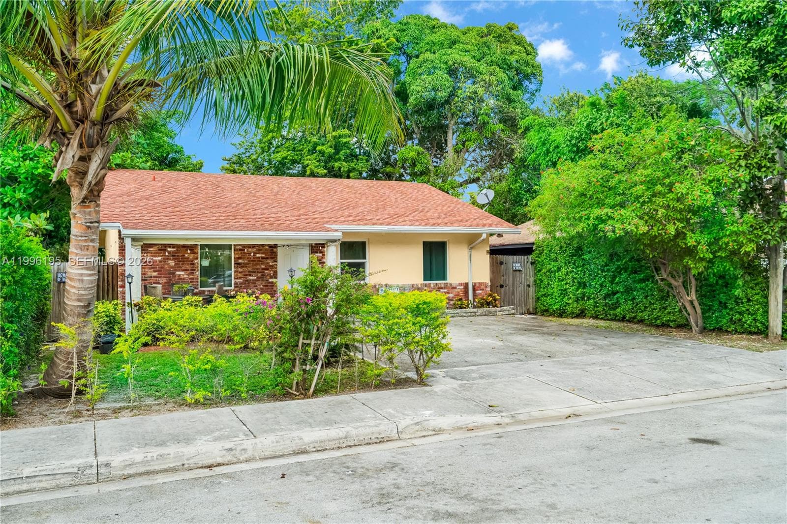 6133 SW 62nd Ter, South Miami FL 33143 photo 4