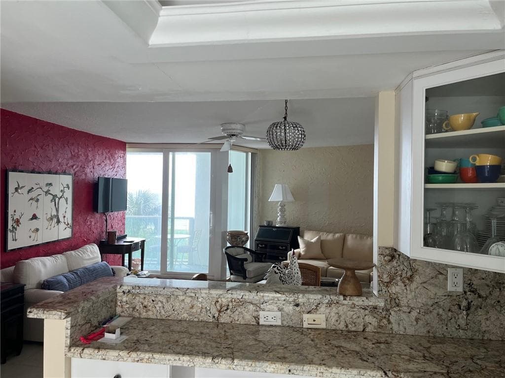 333 NE 21st Avenue # 604, Deerfield Beach FL 33441 photo 4