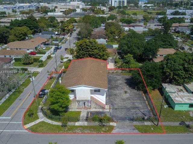 6891 NW 13th Ave, Miami FL 33147 photo 2