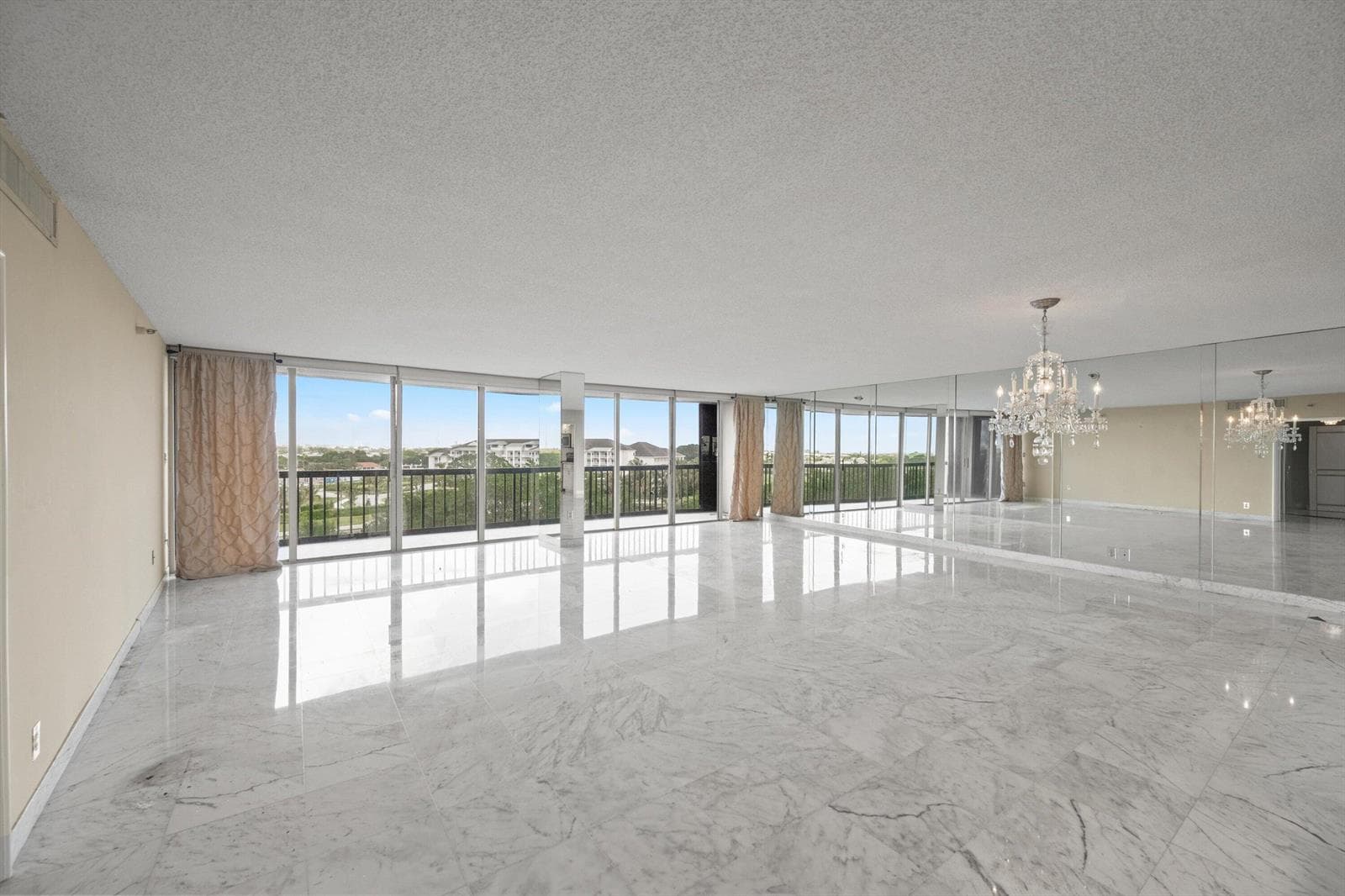 2480 Presidential Way # 704, West Palm Beach FL 33401 photo 3