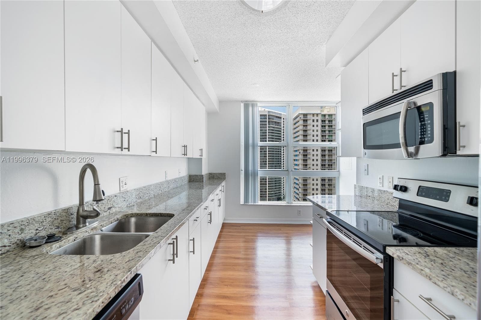 1111 Brickell Bay Dr # 211, Miami, FL 33131 photo 2