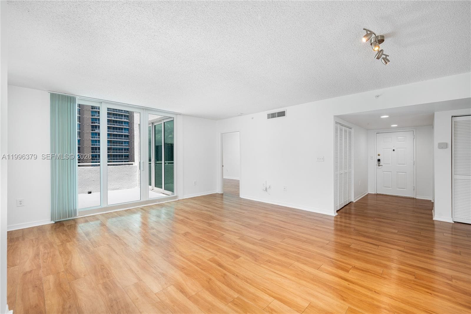 1111 Brickell Bay Dr # 211, Miami, FL 33131 photo 4