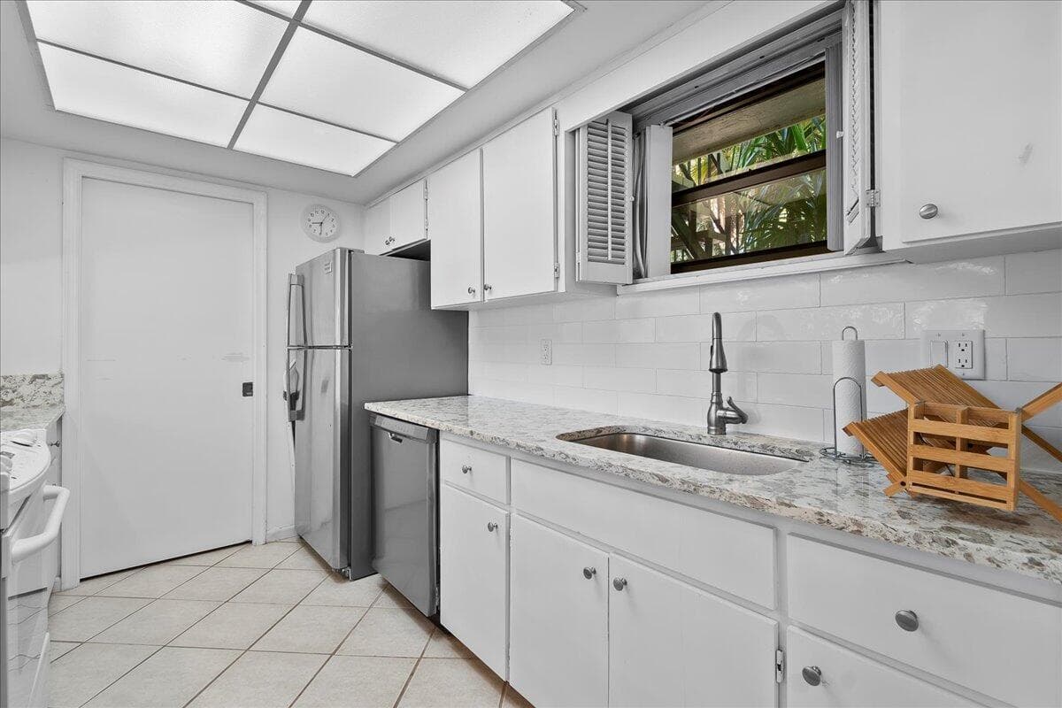 11863 Wimbledon Circle # 446, Wellington FL 33414 photo 4
