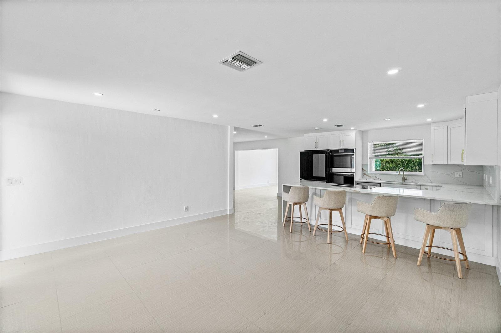 1531 NW 4th Street, Boca Raton FL 33486 photo 3