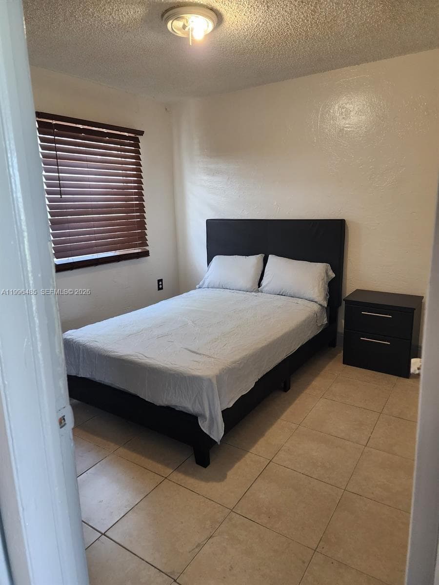 715 NW 7th Ave # 2, Hallandale Beach, FL 33009 photo 2
