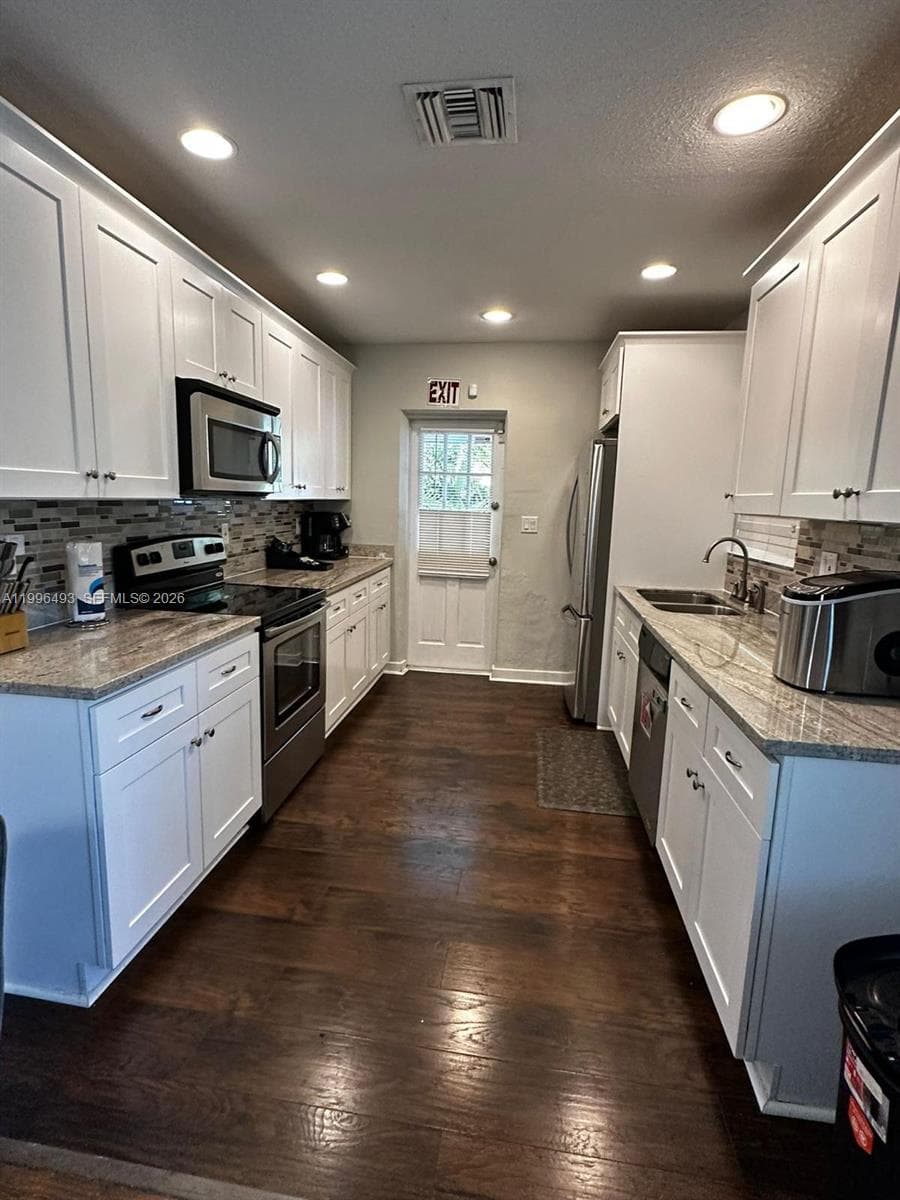 1448 Dewey St # 1448, Hollywood FL 33020 photo 4