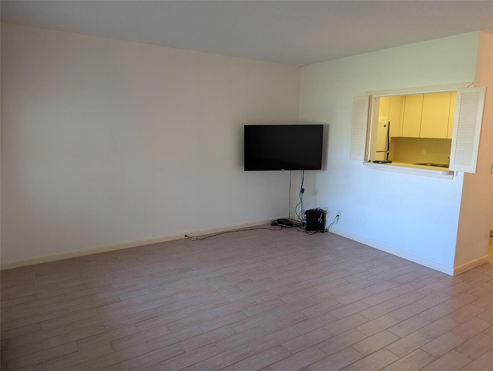 190 Oakridge M, Deerfield Beach FL 33442 photo 5