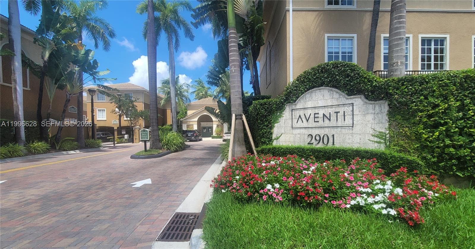 2961 NE 185th St # 1607, Aventura FL 33180
