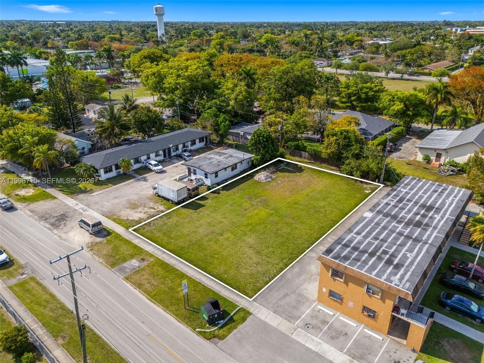 123 NW 6th St, Homestead FL 33030