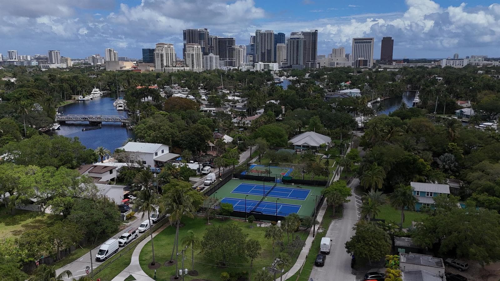 615 SW 14th Avenue # 1-2, Fort Lauderdale FL 33312 photo 3