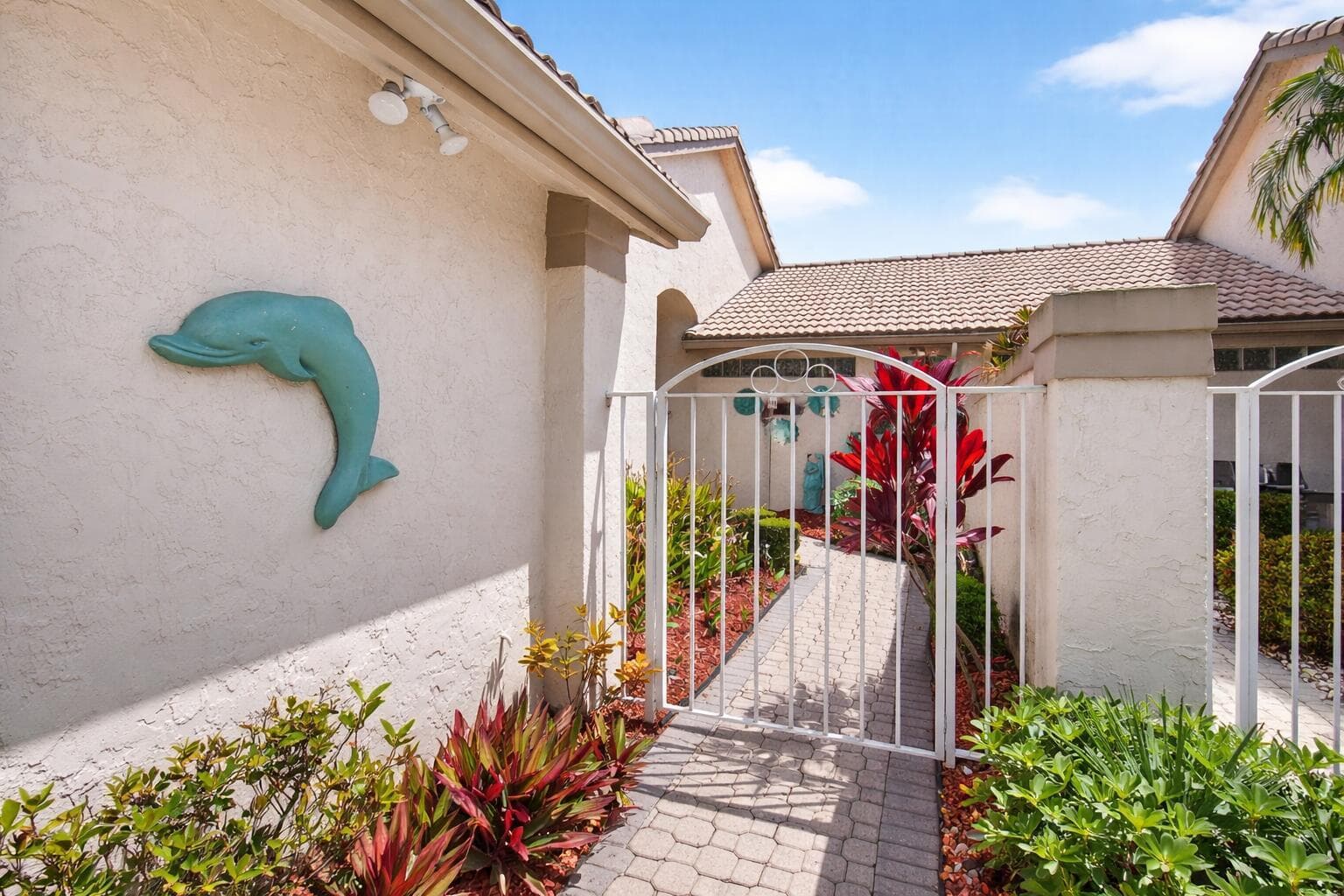8864 Shoal Creek Lane, Boynton Beach FL 33472 photo 2