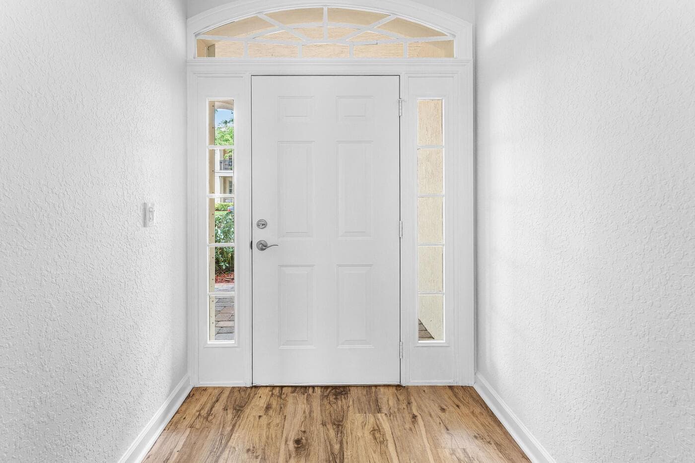 8058 Murano Circle, Palm Beach Gardens FL 33418 photo 4