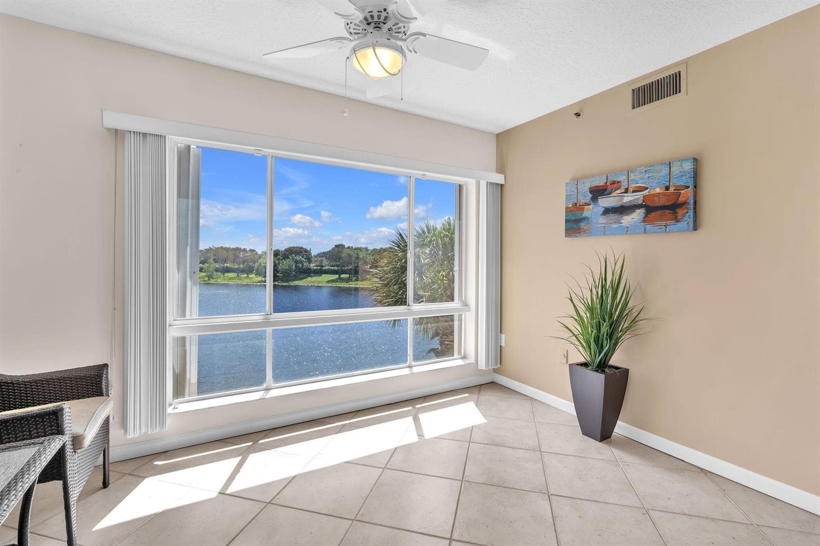 5842 Crystal Shores Drive # 302, Boynton Beach, FL 33437 photo 4
