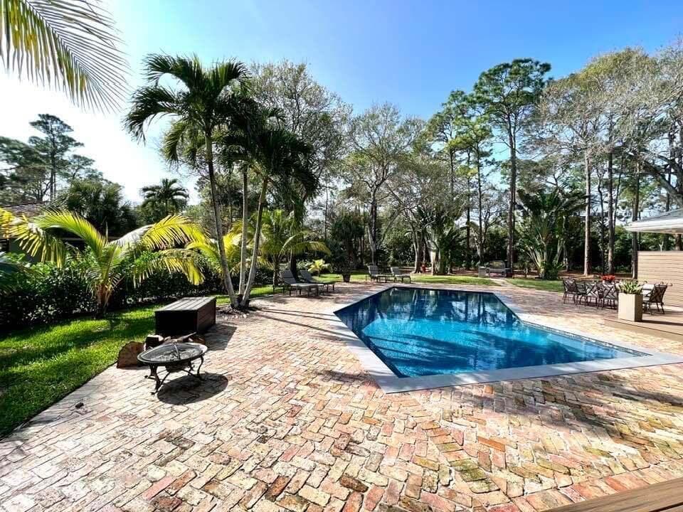 14256 Greentree Trail, Wellington FL 33414 photo 2