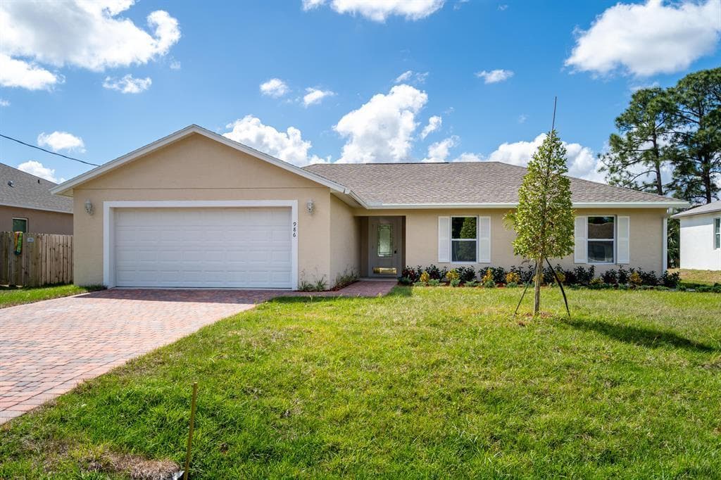 986 SW Romaine Lane, Port St. Lucie FL 34953 photo 2
