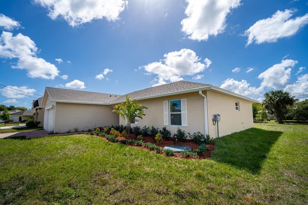 986 SW Romaine Lane, Port St. Lucie FL 34953 photo 3