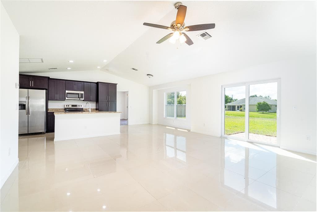 986 SW Romaine Lane, Port St. Lucie FL 34953 photo 4