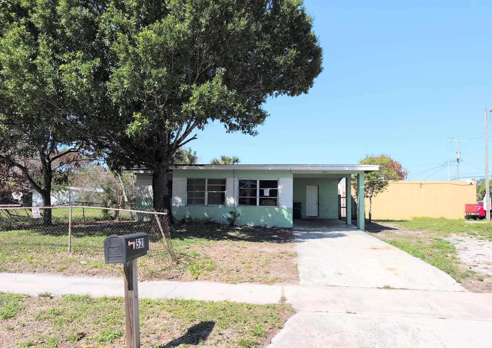 521 N 22nd Street, Fort Pierce FL 34950 photo 2