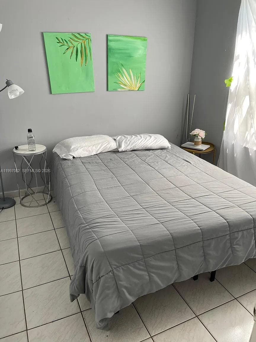 638 SW 15th Ave, Miami FL 33135 photo 2
