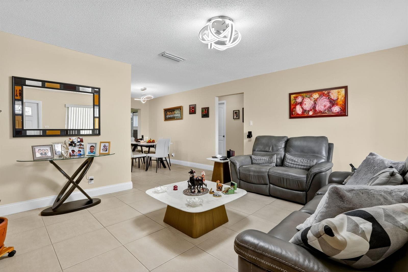 6945 NW 14th Street, Margate FL 33063 photo 2
