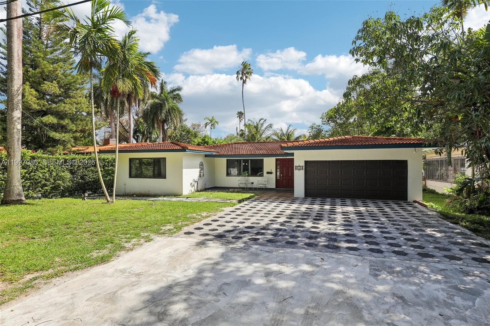 314 NE 85th St, El Portal FL 33138 photo 2