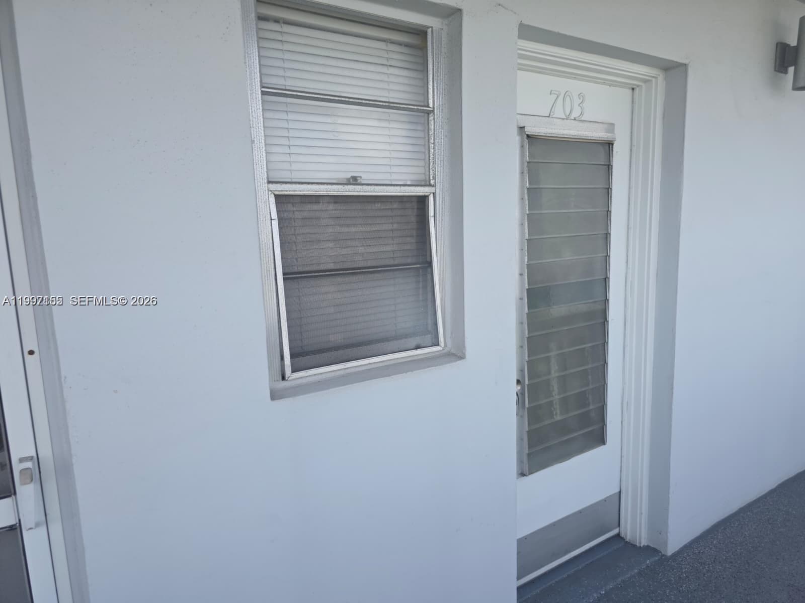 320 NE 12th Ave # 703, Hallandale Beach FL 33009 photo 2